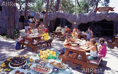 Pirates Beach Club 17
